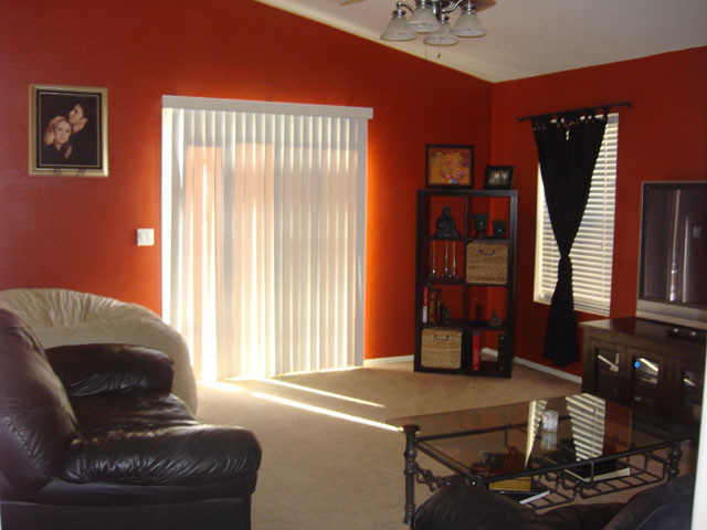 8537 West Riley Road Tolleson, AZ 85353 - Photo 3 of 9 a living room with furniture and window