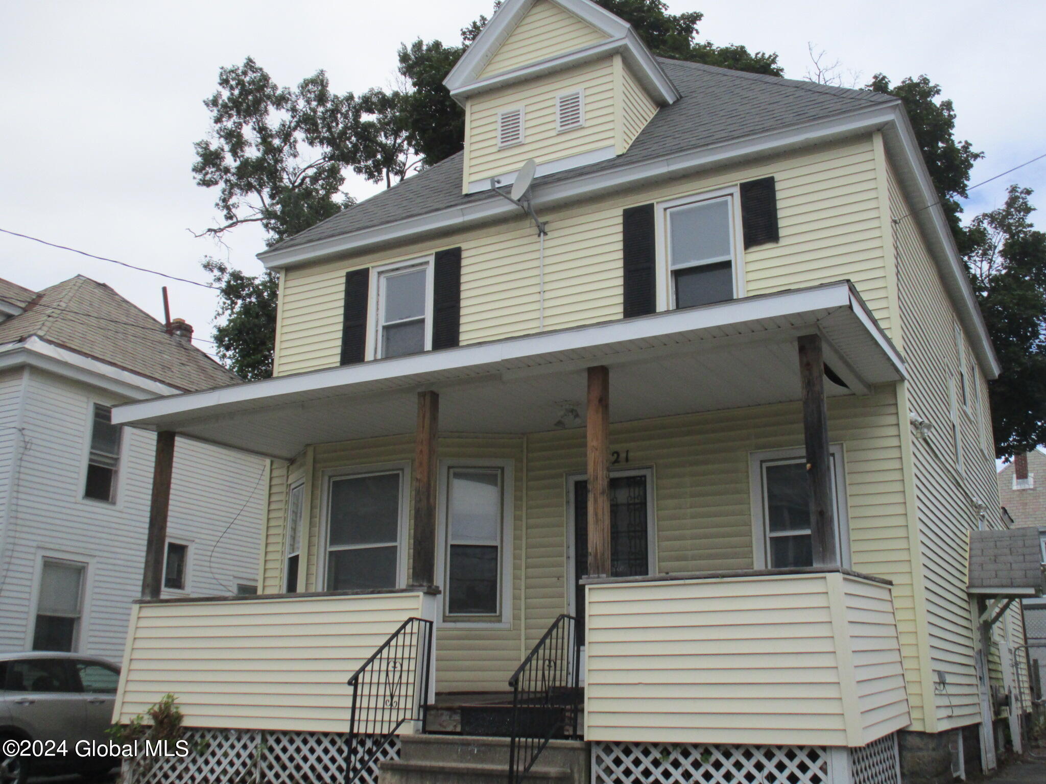 1021 Forest Road Schenectady, NY 12303 - Photo 1 of 39 IMG_5720