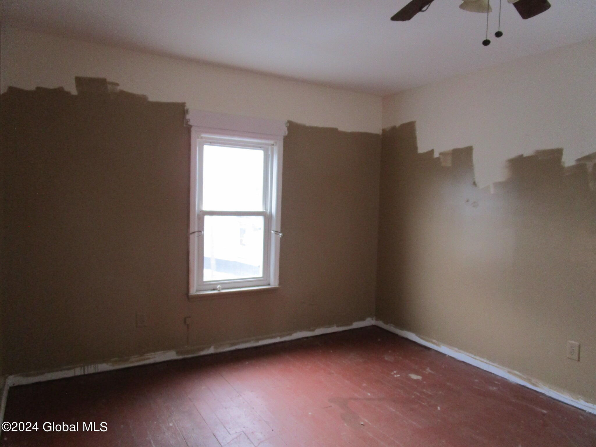 1021 Forest Road Schenectady, NY 12303 - Photo 23 of 39 IMG_5638