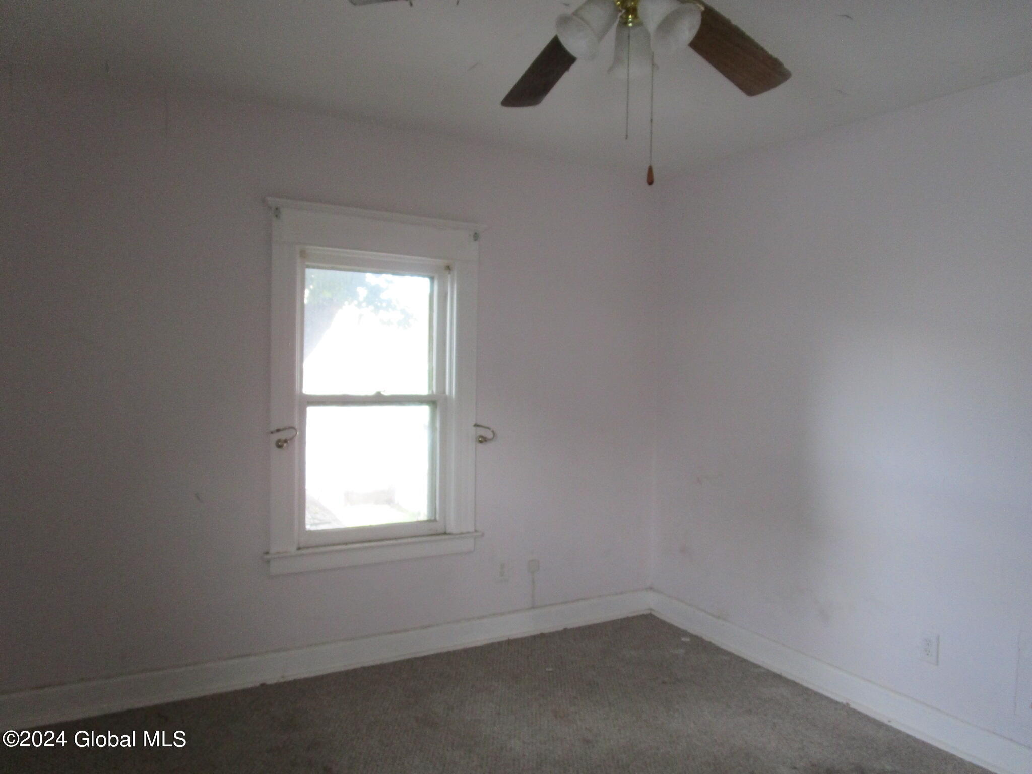 1021 Forest Road Schenectady, NY 12303 - Photo 25 of 39 IMG_5647