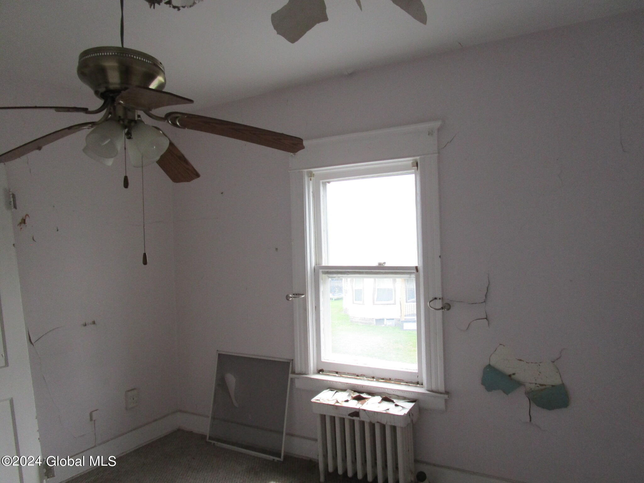 1021 Forest Road Schenectady, NY 12303 - Photo 30 of 39 IMG_5625