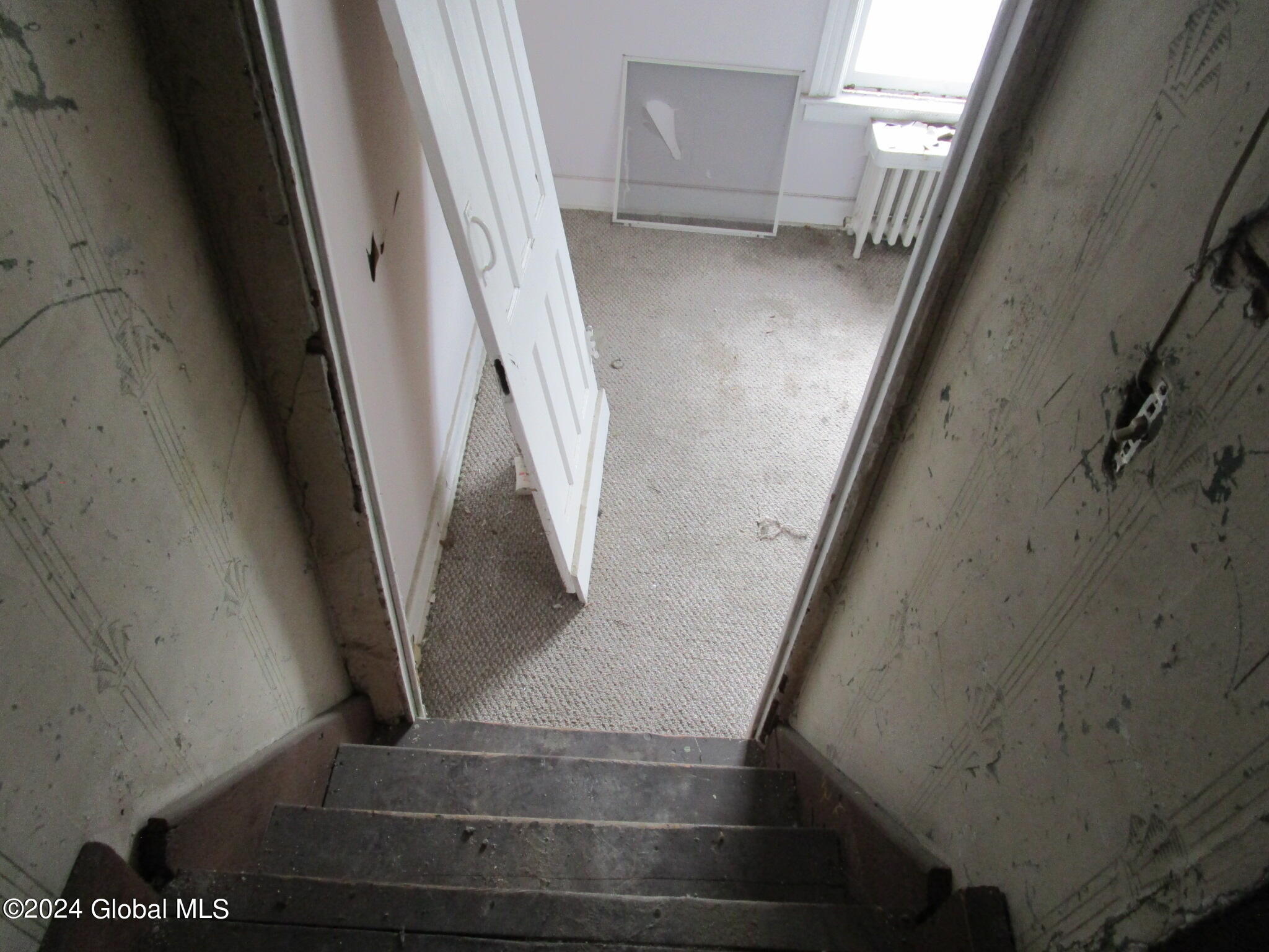 1021 Forest Road Schenectady, NY 12303 - Photo 33 of 39 IMG_5636