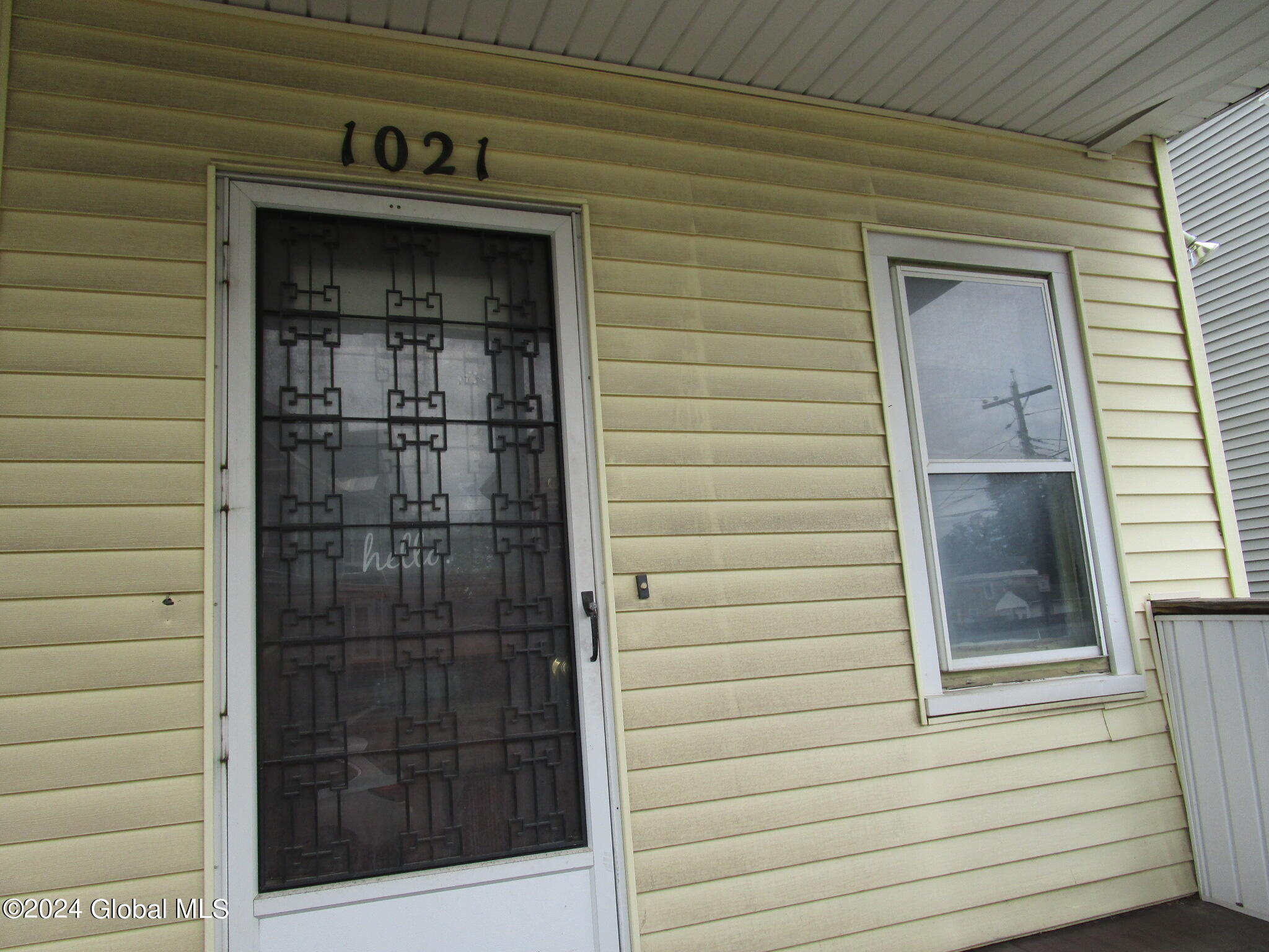 1021 Forest Road Schenectady, NY 12303 - Photo 5 of 39 IMG_5709