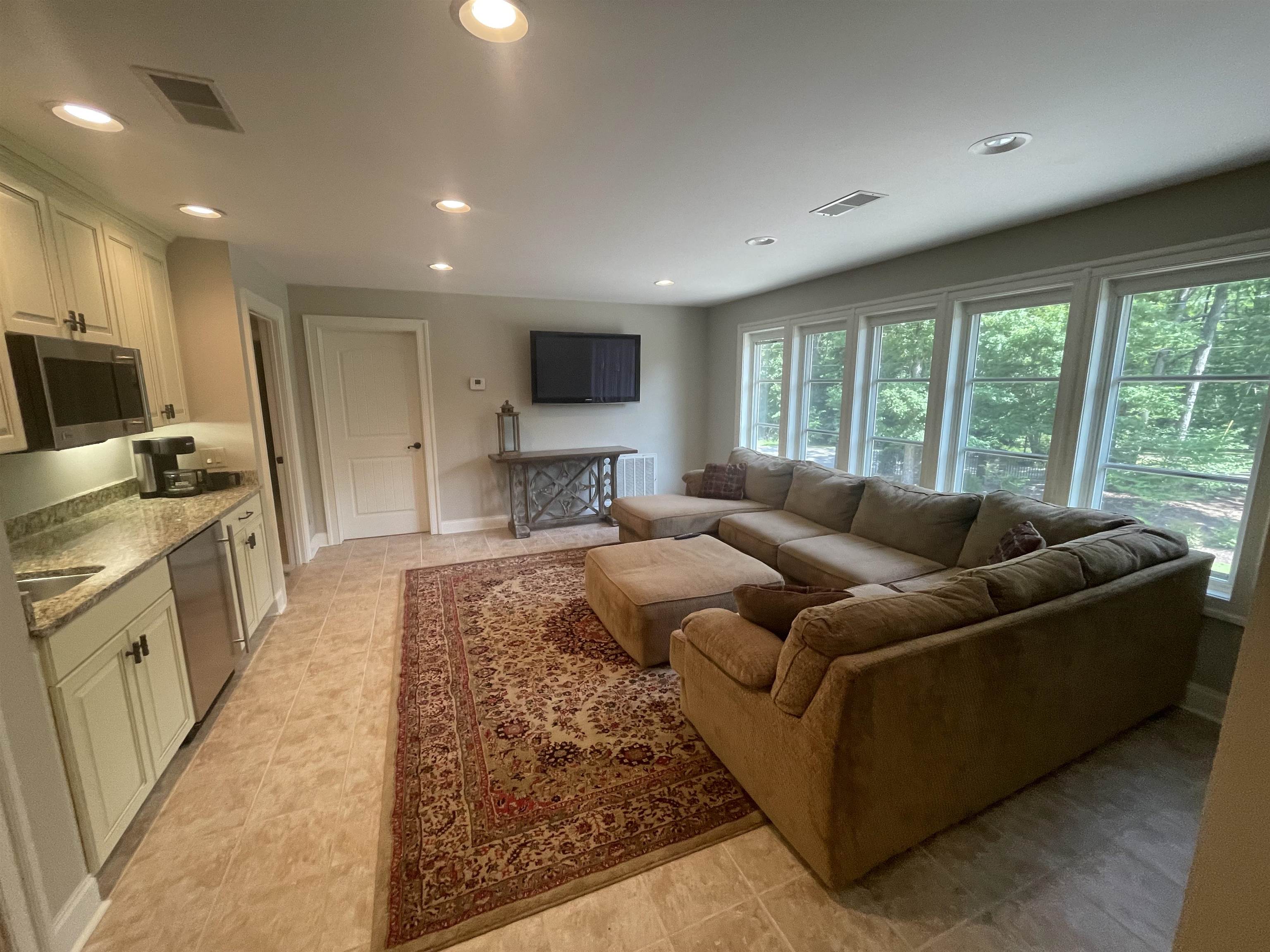 25 Caney Hollow Road Counce, TN 38326 - Photo 39 of 40 Living room featuring recessed lighting