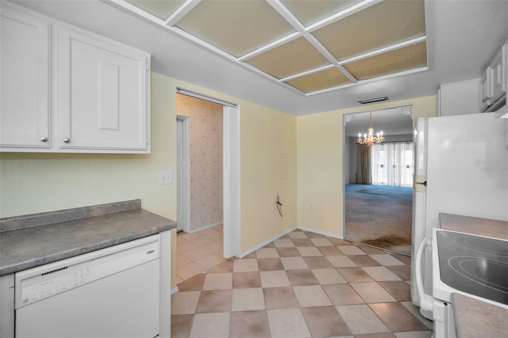 9700 Starkey Road, Unit 228 Seminole, FL 33777 - Photo 18 of 49