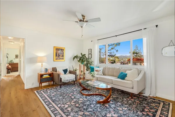 $550,000 | 841 Las Lomas Drive, Unit D, La Habra, CA 90631