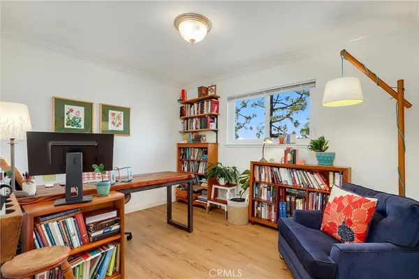 $550,000 | 841 Las Lomas Drive, Unit D, La Habra, CA 90631