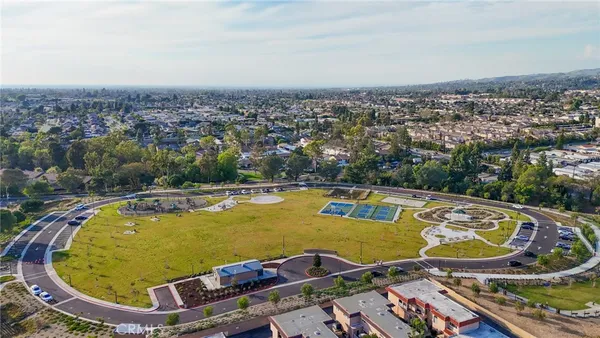 $550,000 | 841 Las Lomas Drive, Unit D, La Habra, CA 90631