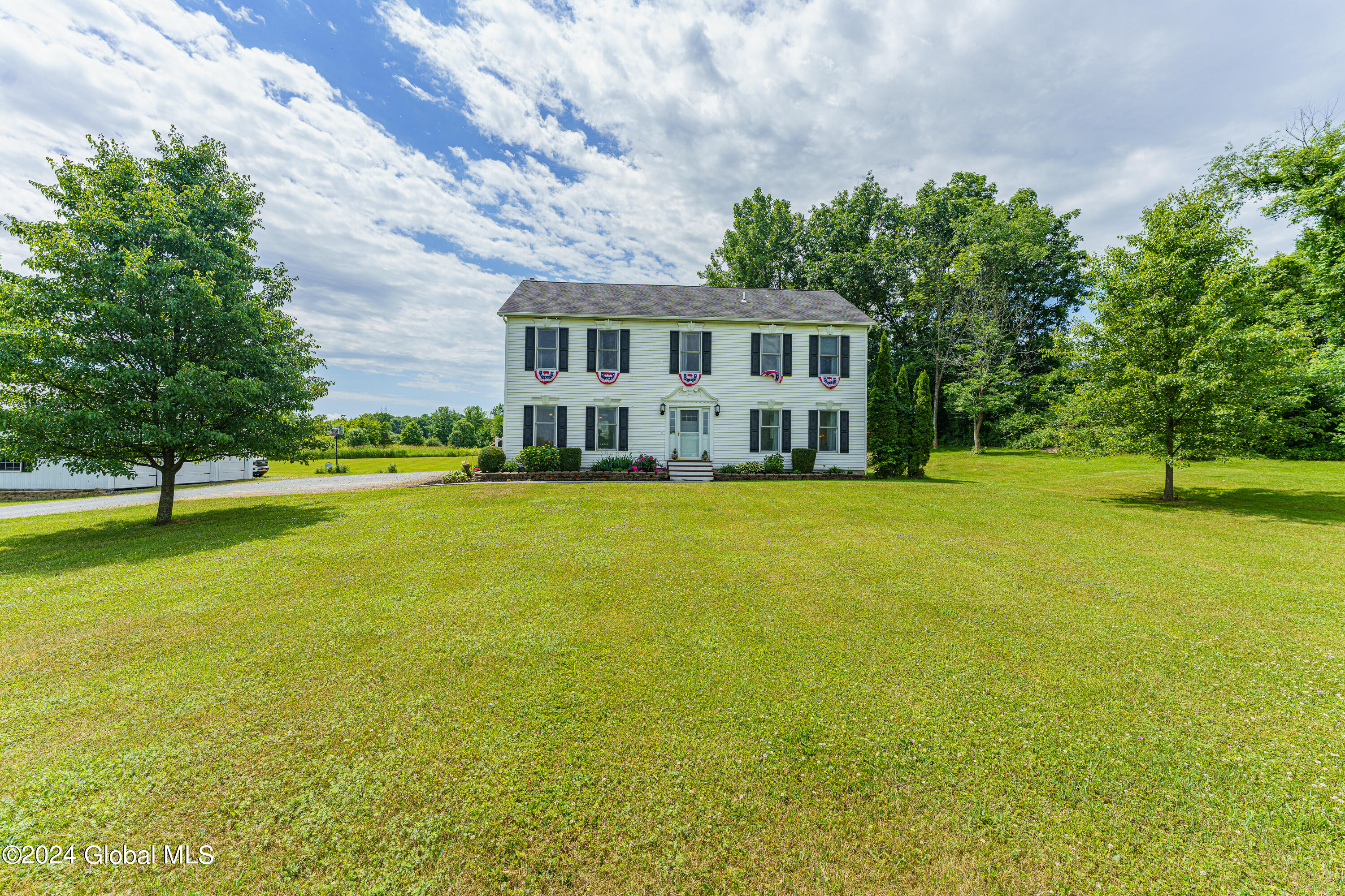 570 Knickerbocker Road Schodack, NY 12156 - Photo 2 of 38 0 Front 4