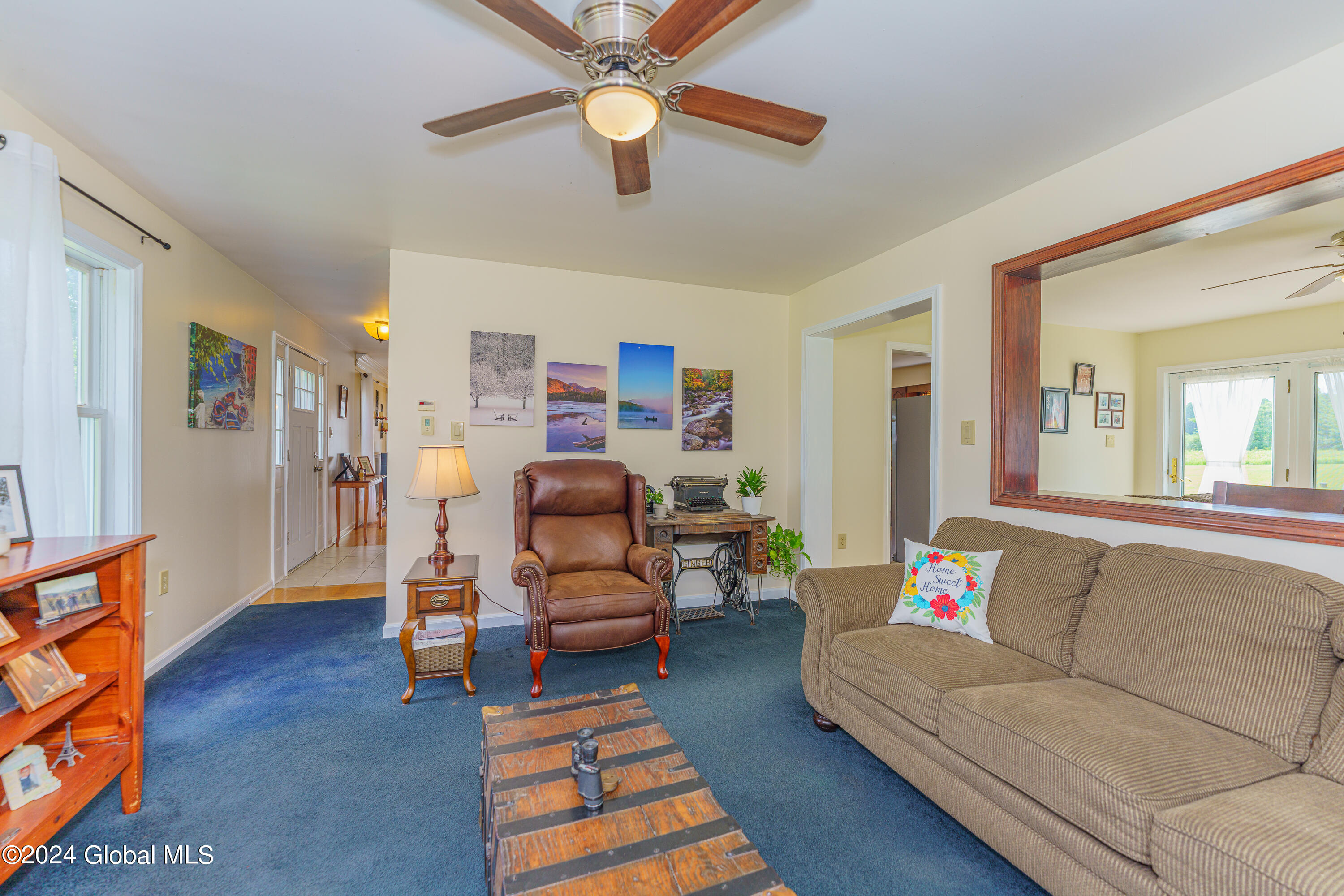 570 Knickerbocker Road Schodack, NY 12156 - Photo 5 of 38 2 Livingroom 2