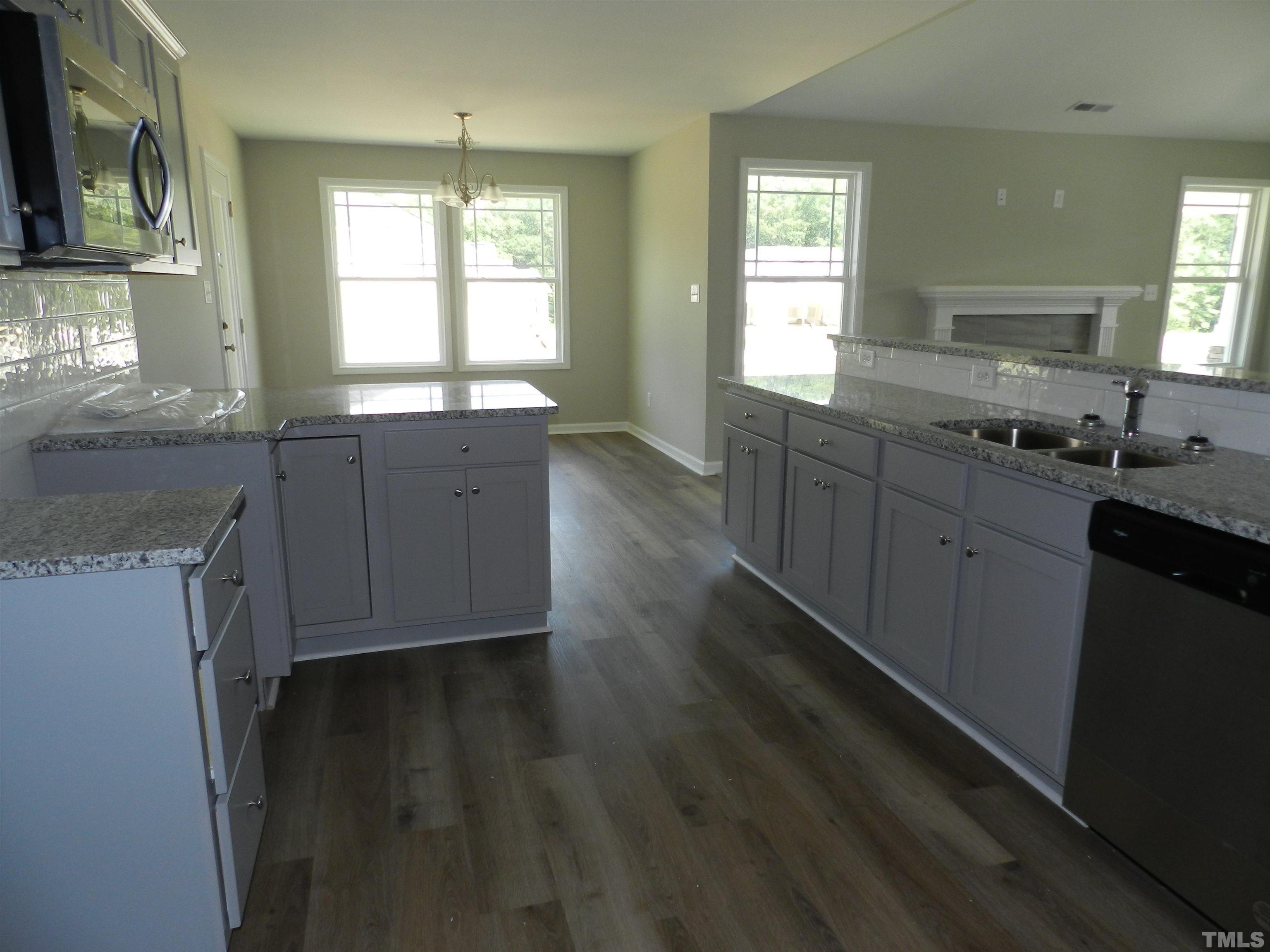 381 Touchdown Way Benson, NC 27504 - Photo 6 of 17 Gallery Image 6