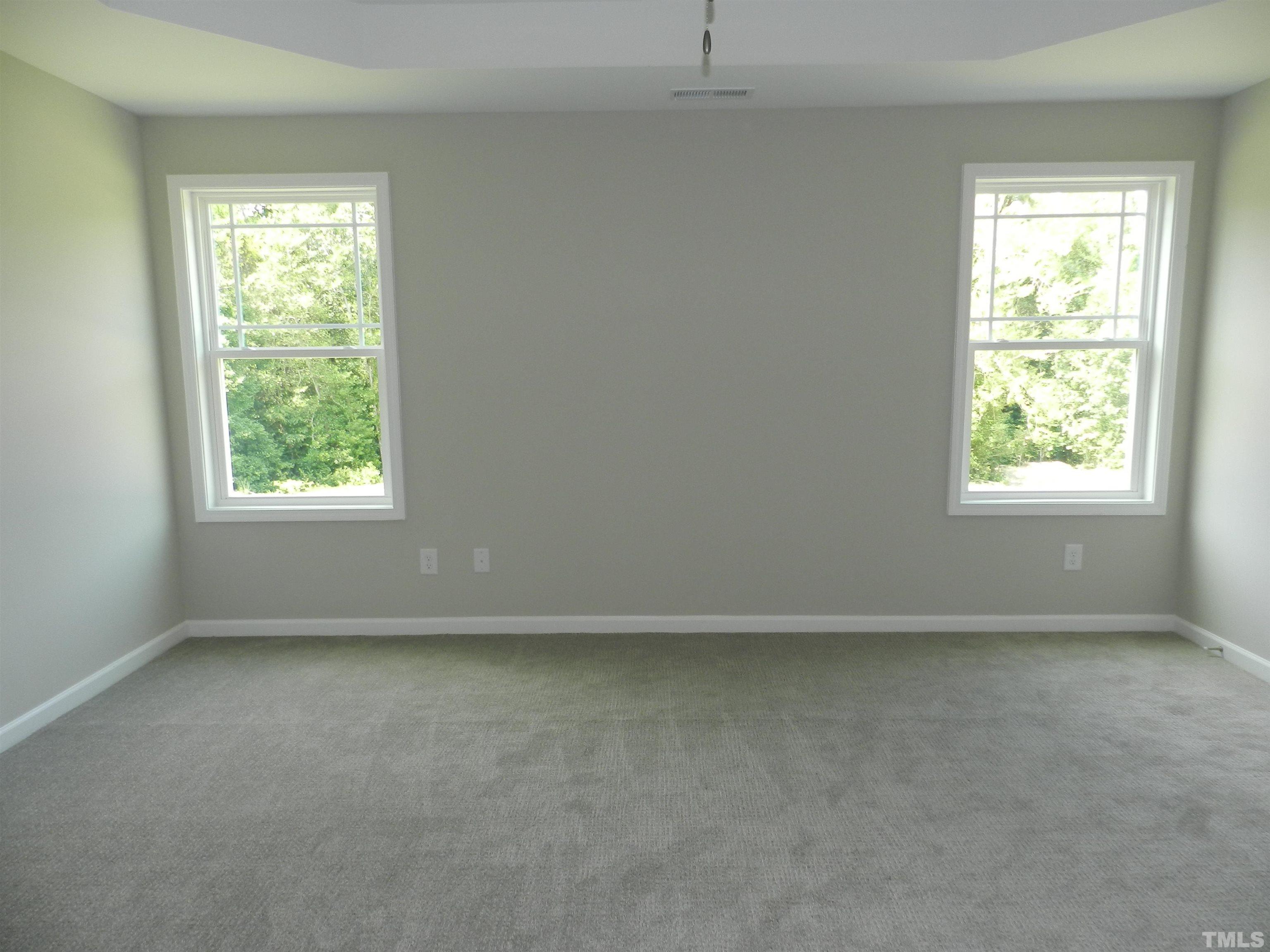 381 Touchdown Way Benson, NC 27504 - Photo 8 of 17 Gallery Image 8