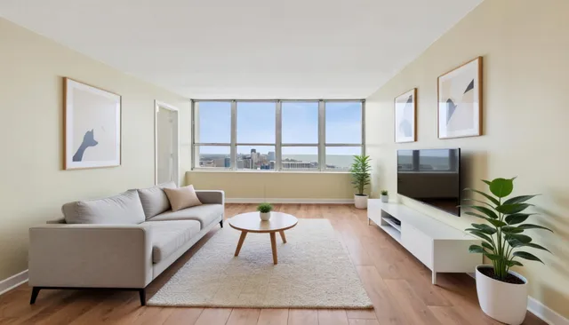 $235,000 | 655 West Irving Park Road, Unit 3704, Chicago, IL 60613