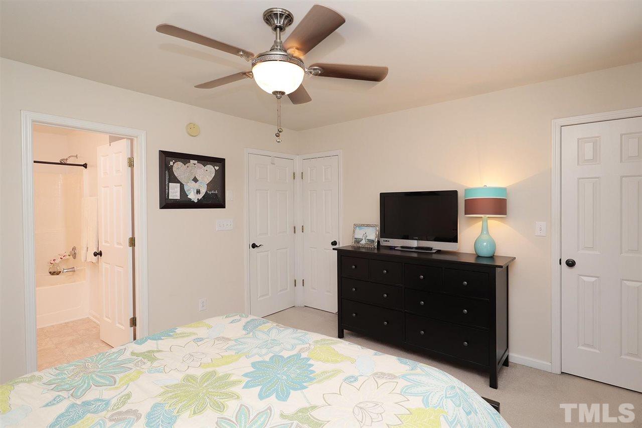 1662 Brook Fern Way Raleigh, NC 27609 - Photo 13 of 22