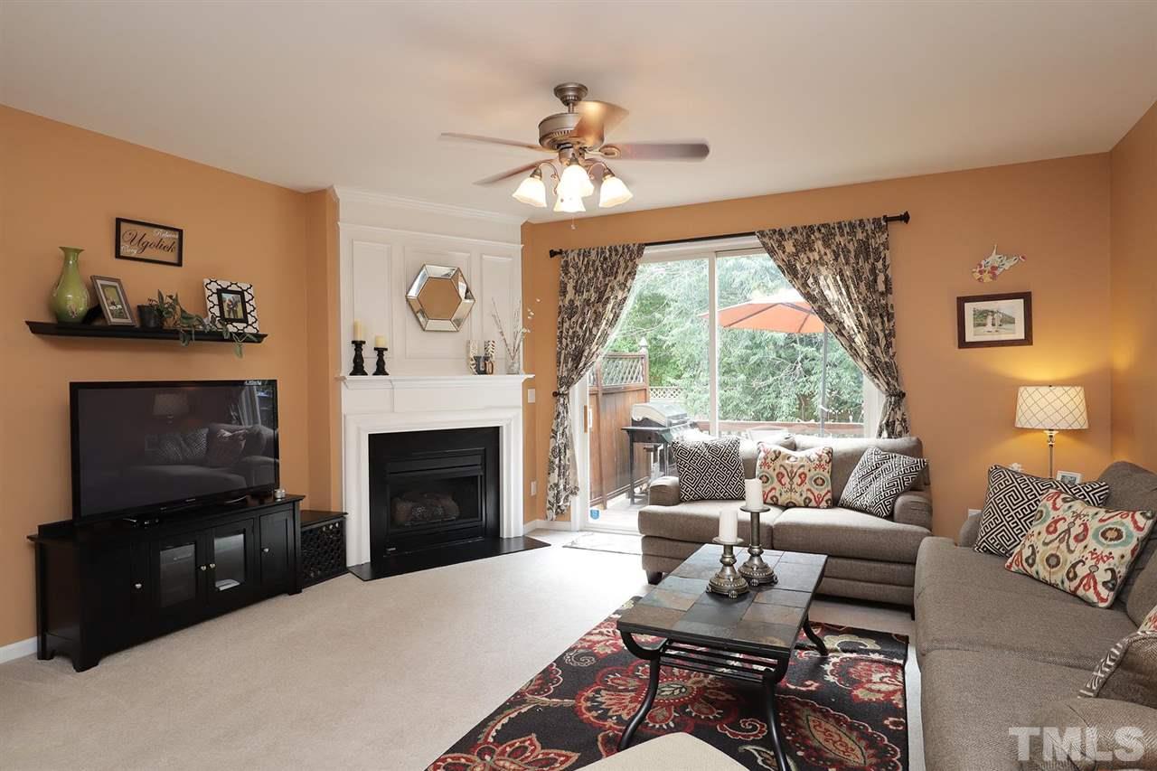 1662 Brook Fern Way Raleigh, NC 27609 - Photo 3 of 22