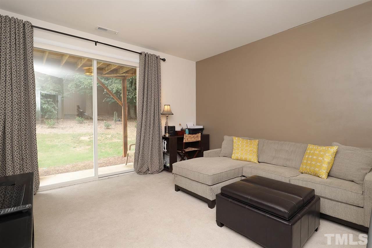 1662 Brook Fern Way Raleigh, NC 27609 - Photo 10 of 22