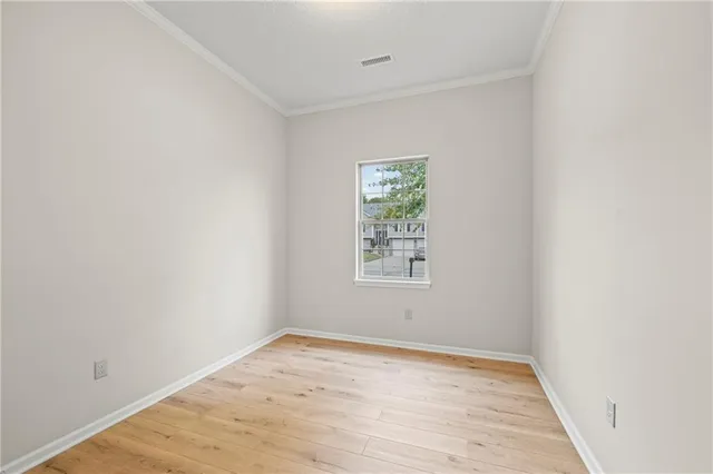 $335,900 | 706 Northwest Green Drive, Grain Valley, MO 64029