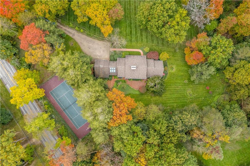 2629 Sample Road Allison Park, PA 15101 - Photo 3 of 25 Gallery Image 3