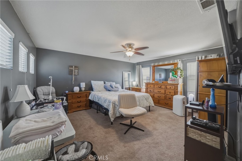 14945 Cobalt Road Victorville, CA 92394 - Photo 19 of 28