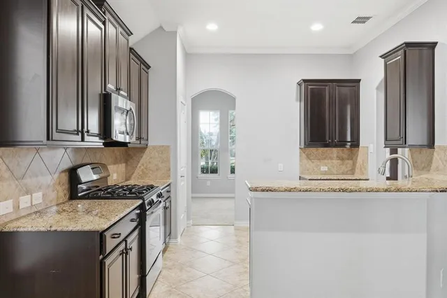 $2,750 | 3513 Durango Root Court, Fort Worth, TX 76244