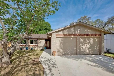 $435,000 | 7810 Woodcroft Drive, Austin, TX 78749