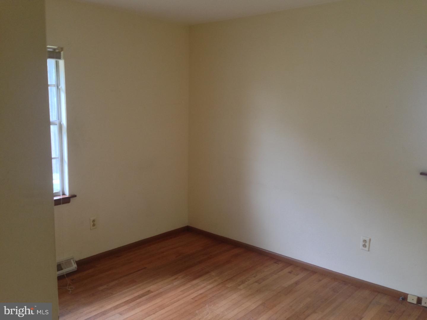 23 Congress Road Pine Hill, NJ 08021 - Photo 7 of 11