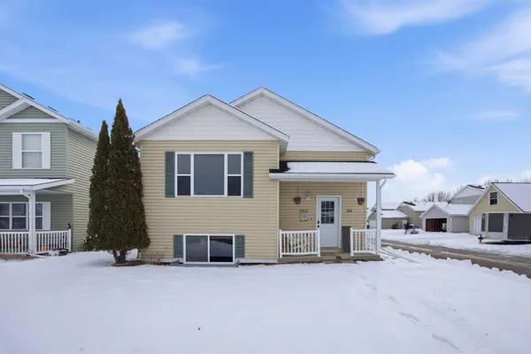 $275,000 | 414 18th Street North, Moorhead, MN 56560