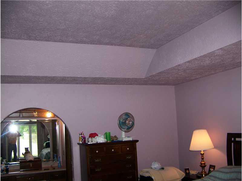 2140 Brewster Road Indianapolis, IN 46260 - Photo 17 of 24 Gallery Image 17