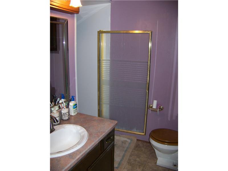 2140 Brewster Road Indianapolis, IN 46260 - Photo 19 of 24 Gallery Image 19