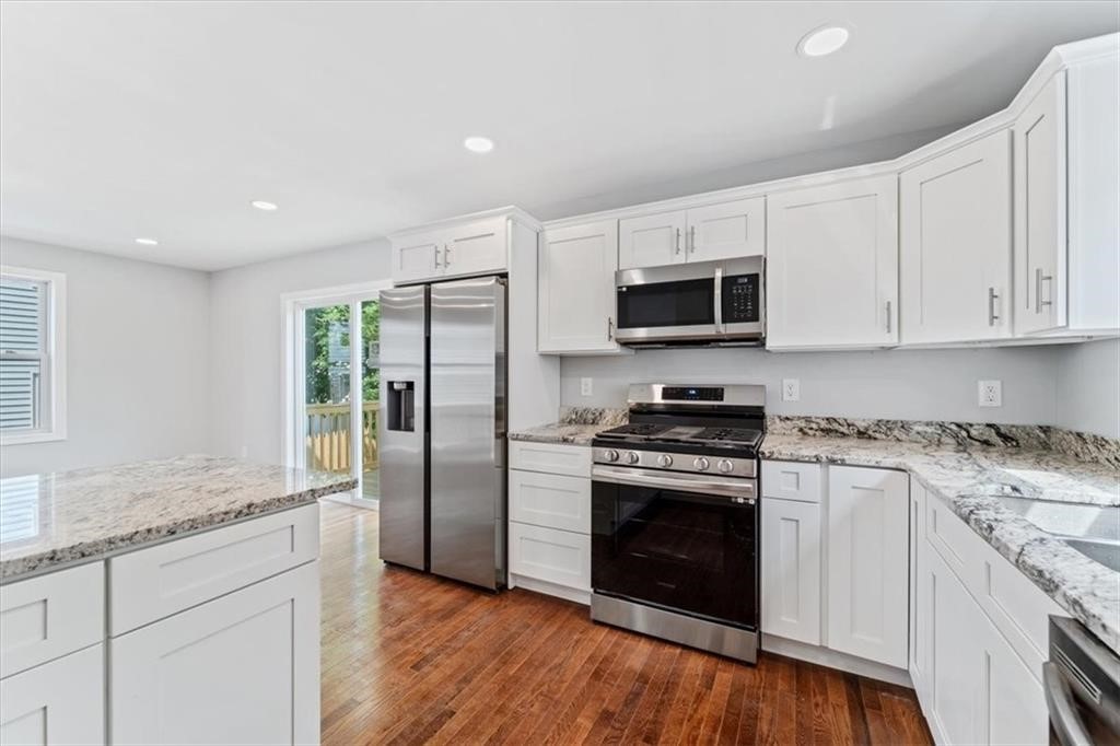 99 Colfax Street Providence, RI 02905 - Photo 17 of 37