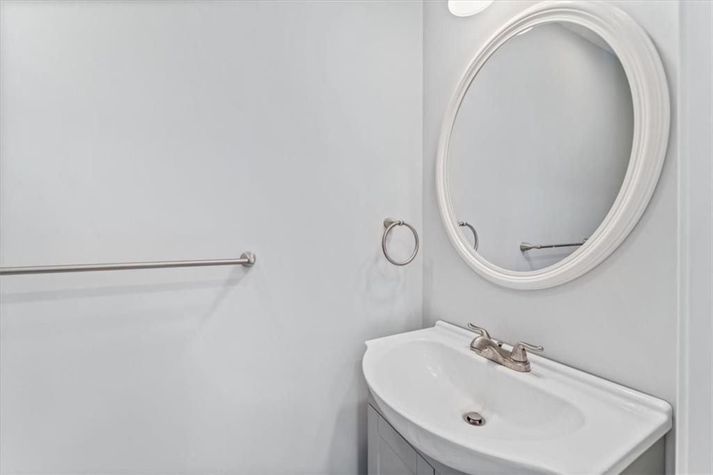 99 Colfax Street Providence, RI 02905 - Photo 20 of 37