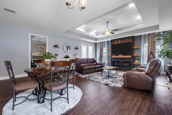 $2,600 | 4354 Bottle Brush Lane, Tallahassee, FL 32303