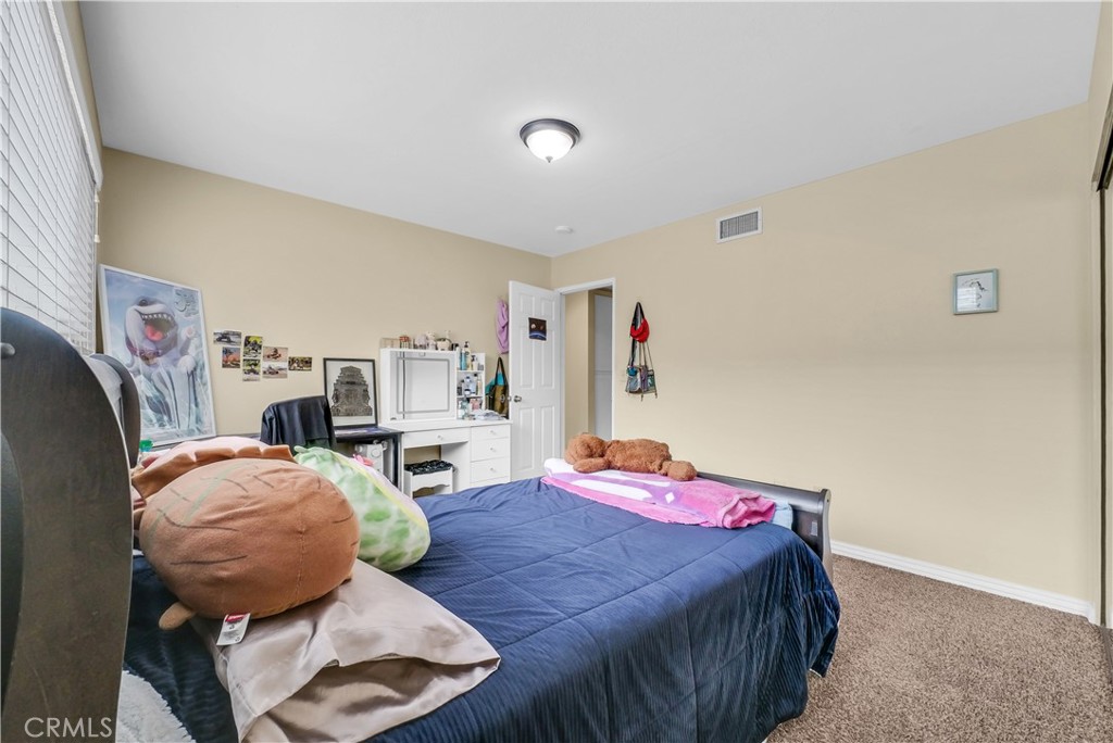 6019 Magnolia Avenue Rialto, CA 92377 - Photo 31 of 42