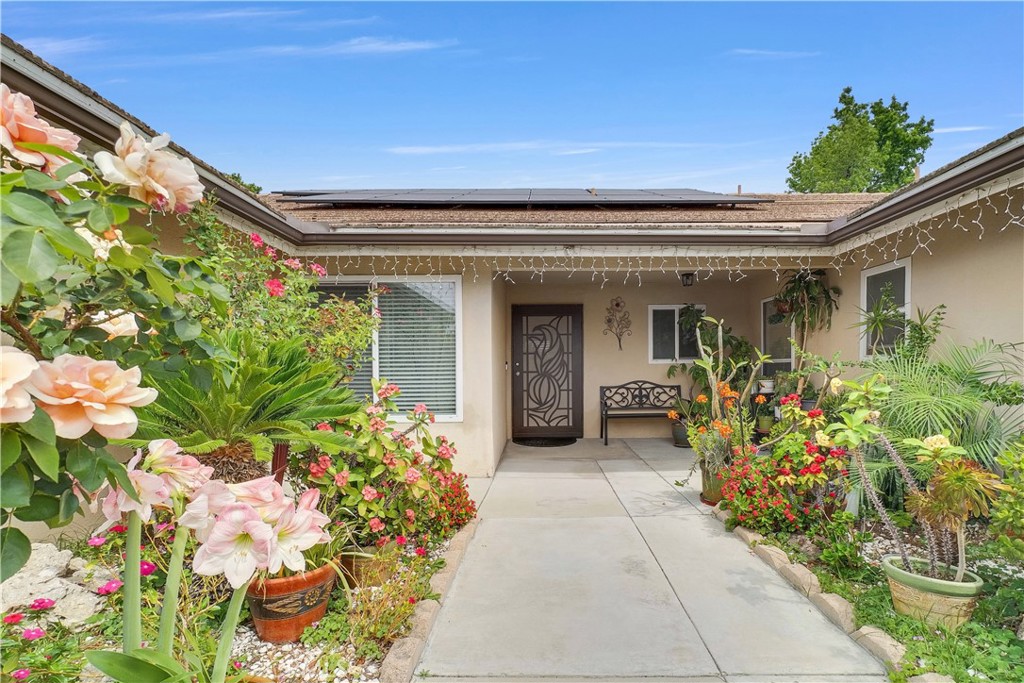 6019 Magnolia Avenue Rialto, CA 92377 - Photo 4 of 42