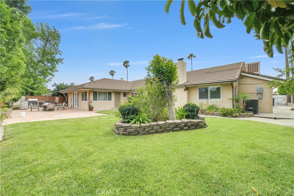 6019 Magnolia Avenue Rialto, CA 92377 - Photo 41 of 42