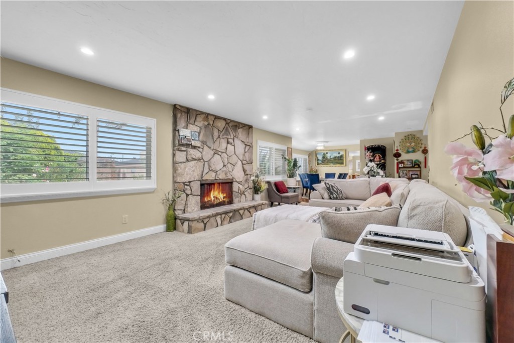 6019 Magnolia Avenue Rialto, CA 92377 - Photo 10 of 42