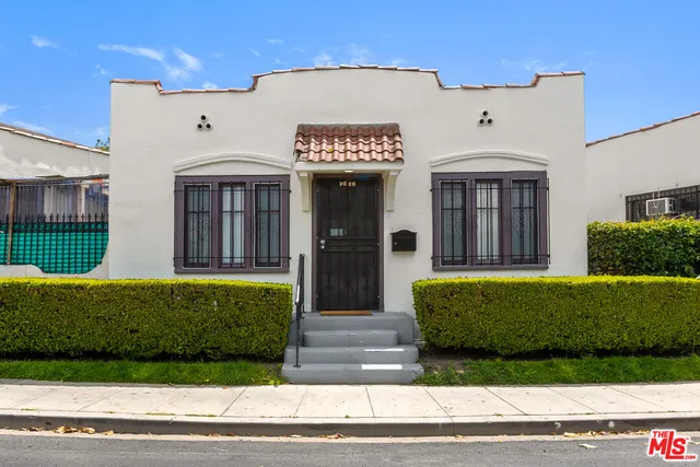 $3,400 | 5402 Monroe Street, Los Angeles, CA 90038