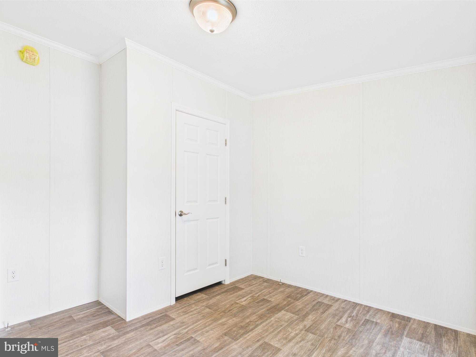 140 Pawnee Avenue Dover, PA 17315 - Photo 27 of 31 a view of small space with wooden floor