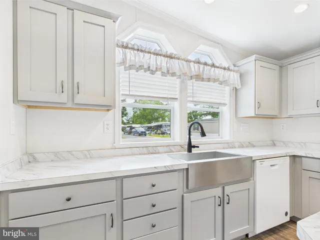 $154,900 | 140 Pawnee Avenue, Dover, PA 17315