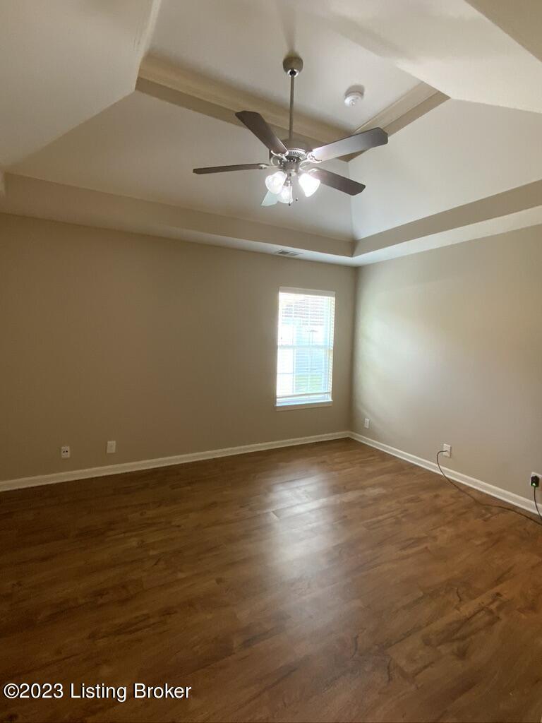 6504 Renate Road Louisville, KY 40291 - Photo 16 of 30 09C7E09F-10E9-4EFA-B73F-298114C8912E_1_1