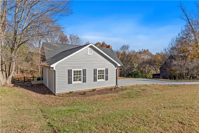 $449,400 | 5309 Moss Creek Lane, Clemmons, NC 27012