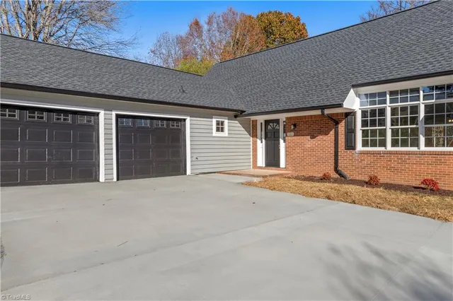 $430,000 | 5309 Moss Creek Lane, Clemmons, NC 27012