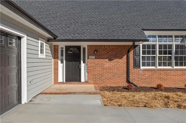 $449,400 | 5309 Moss Creek Lane, Clemmons, NC 27012