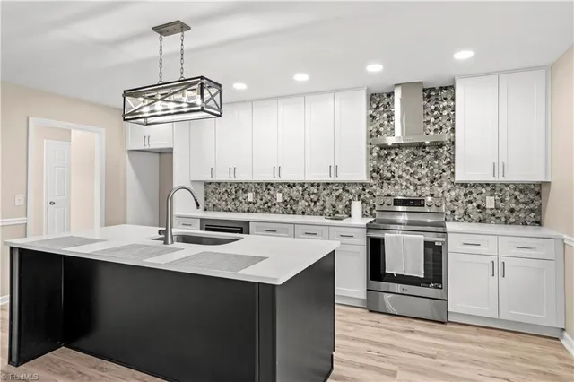 $449,400 | 5309 Moss Creek Lane, Clemmons, NC 27012