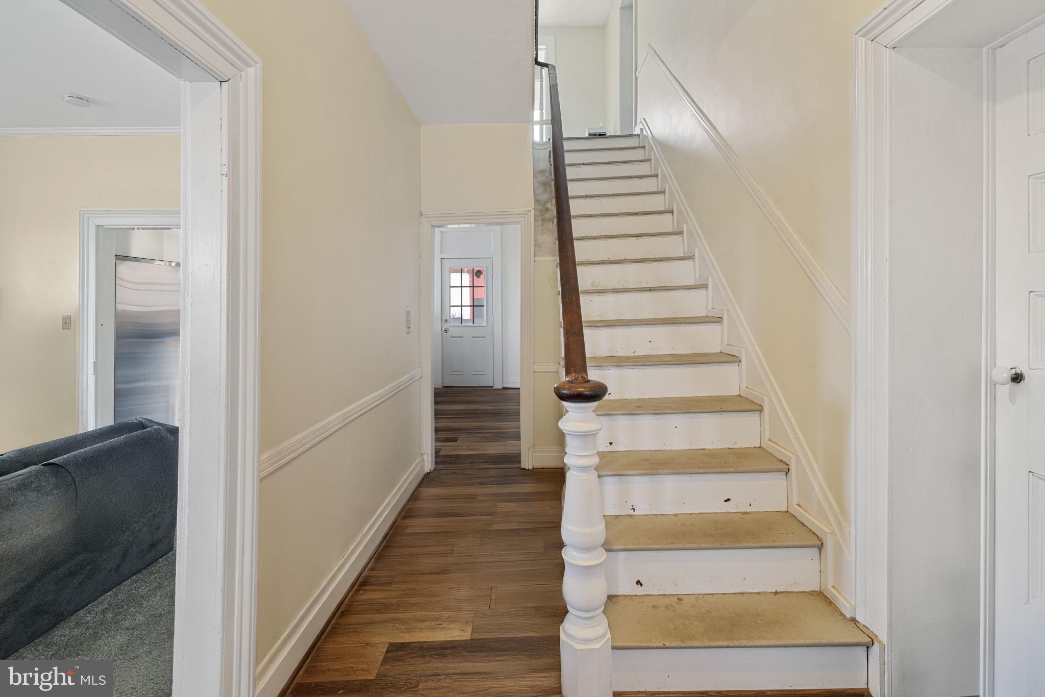 1118 Bachmans Valley Road Westminster, MD 21158 - Photo 21 of 29 Entrance Stairway Unit 2