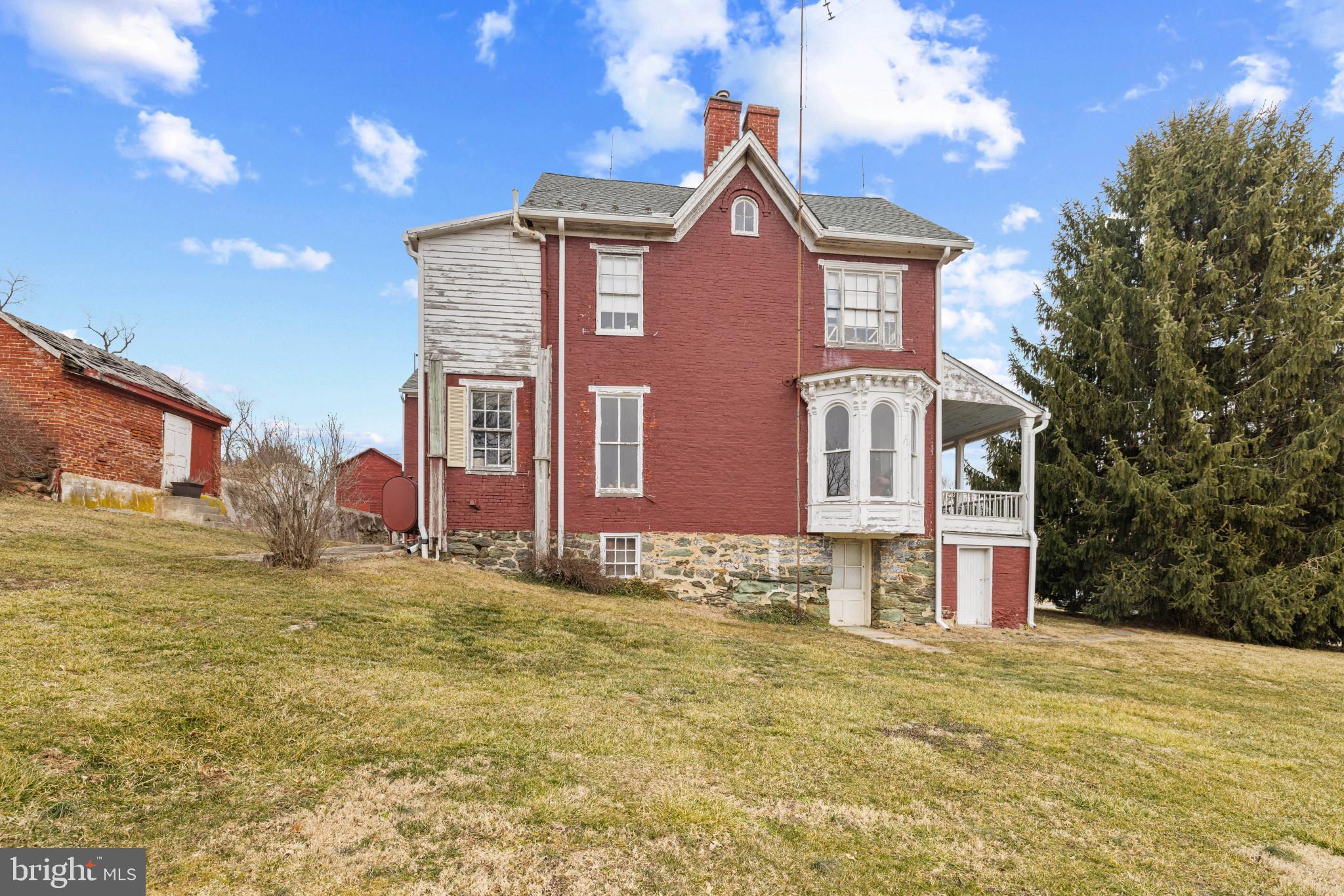 1118 Bachmans Valley Road Westminster, MD 21158 - Photo 5 of 29 Gallery Image 5