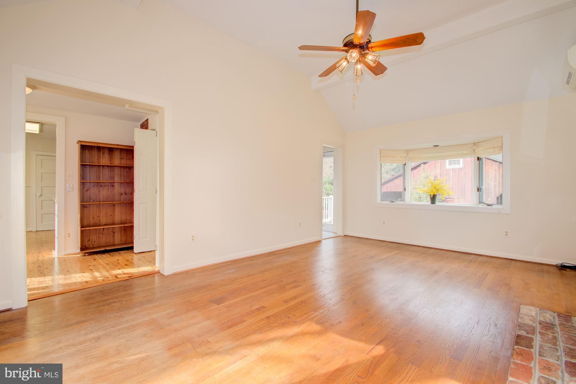 17825 Pond Road Ashton, MD 20861 - Photo 15 of 32 Bay window allows abundant natural light