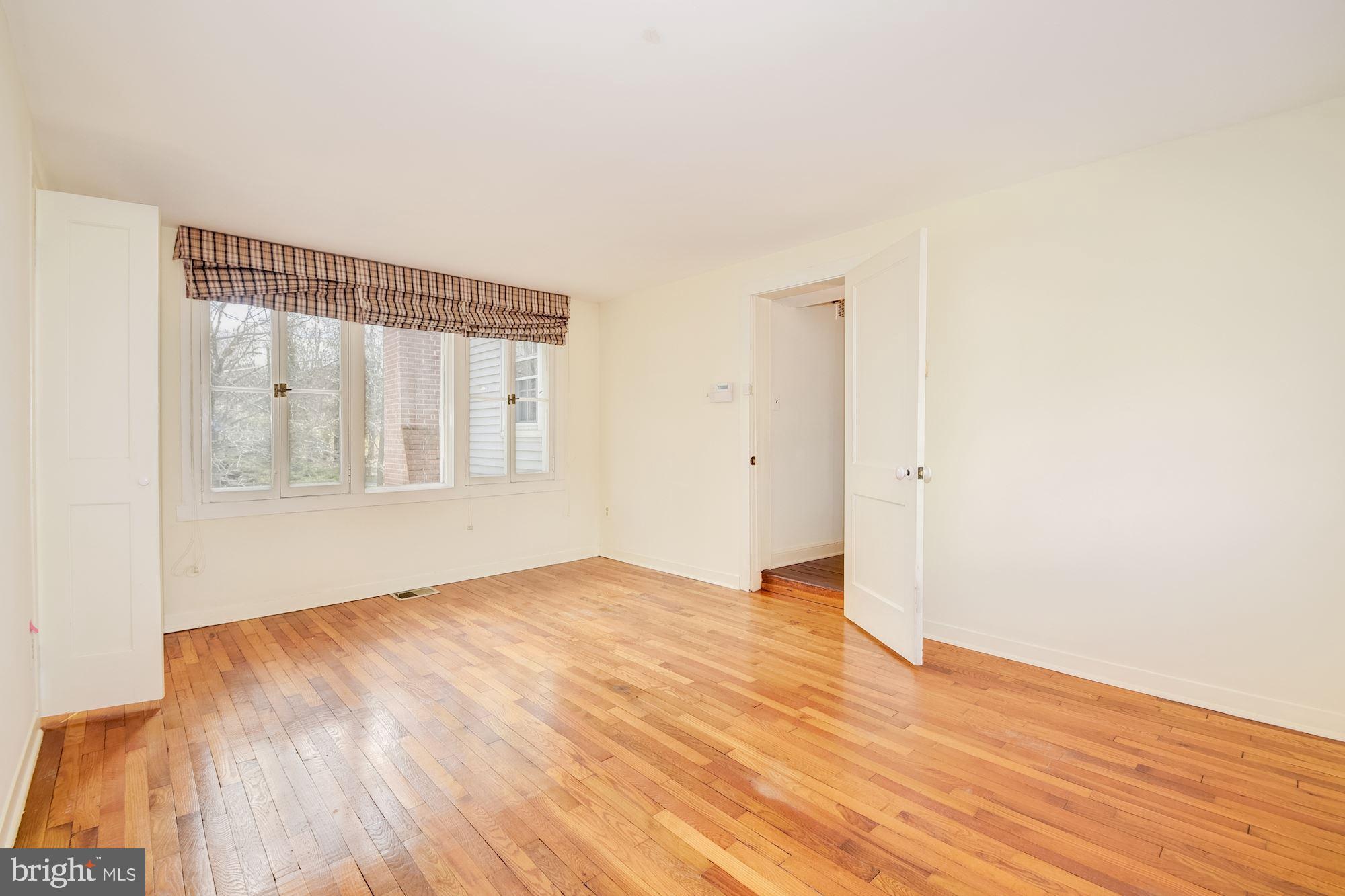 17825 Pond Road Ashton, MD 20861 - Photo 25 of 32 Gallery Image 25