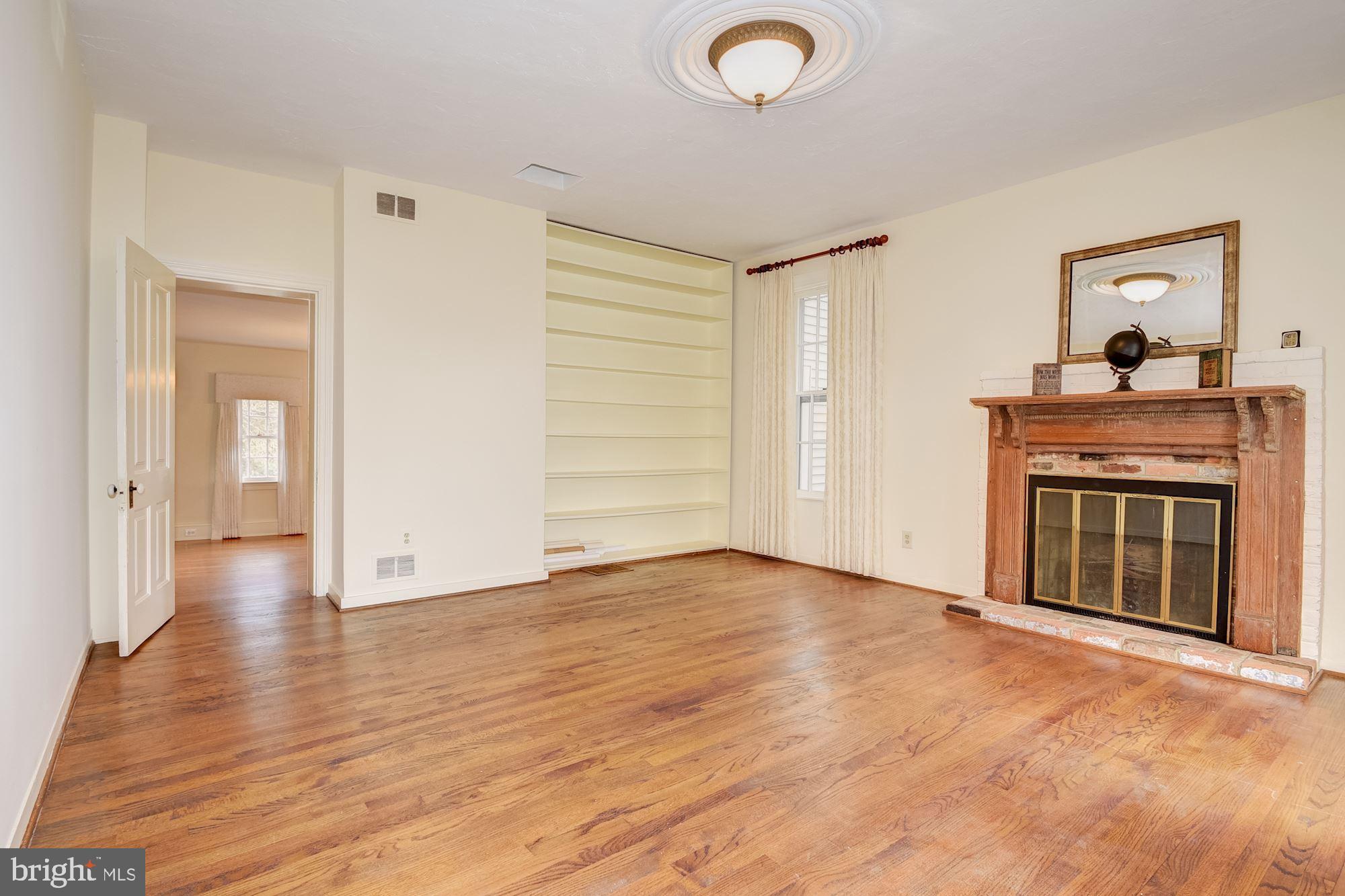 17825 Pond Road Ashton, MD 20861 - Photo 8 of 32 Gallery Image 8
