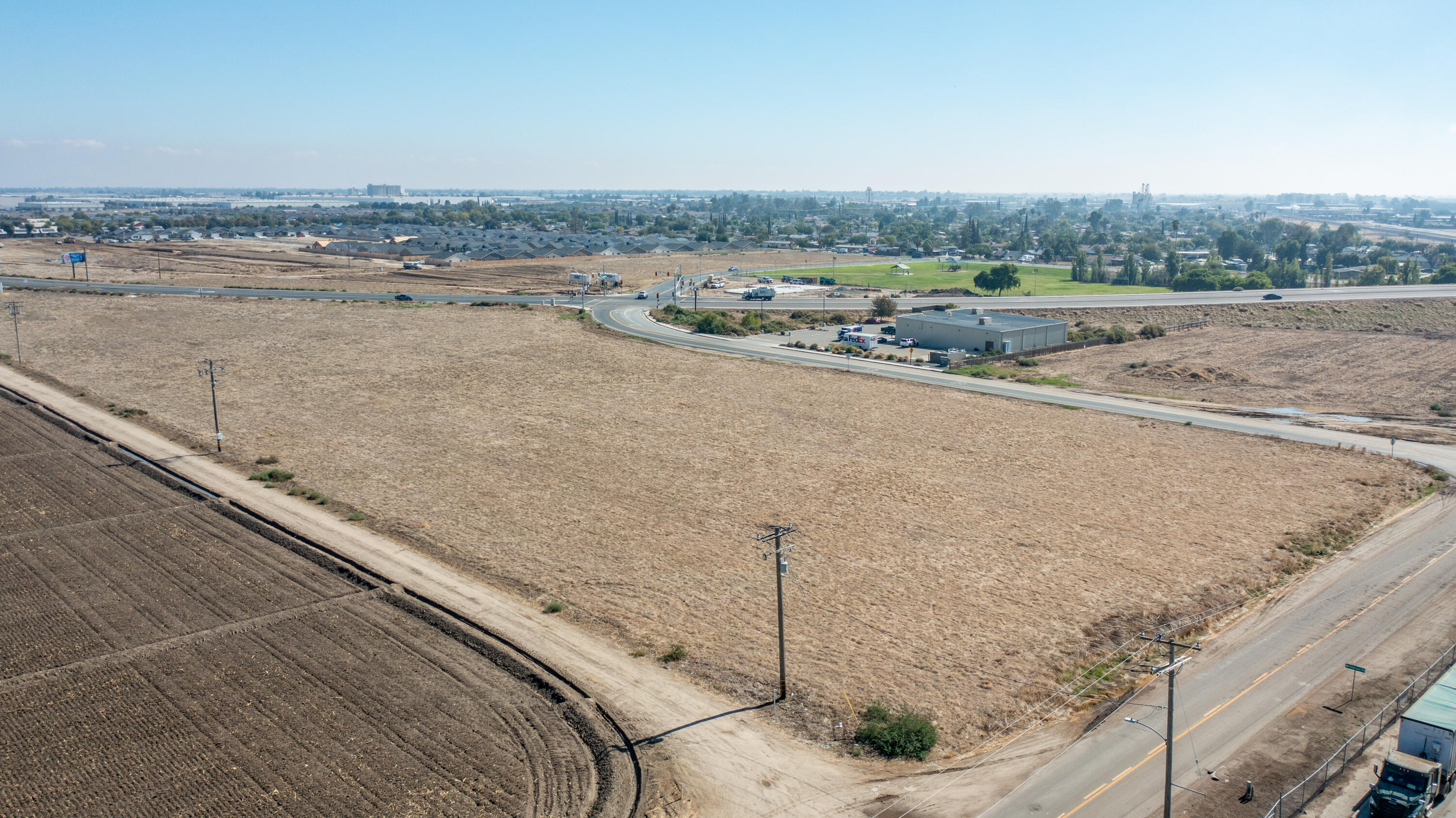 West Riggin Avenue Visalia, CA 93291 - Photo 6 of 25 Goshen 9 Acres-006